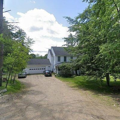 288 Meaderboro Rd, Farmington, NH 03835