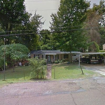 290 Dent St, Macon, MS 39341