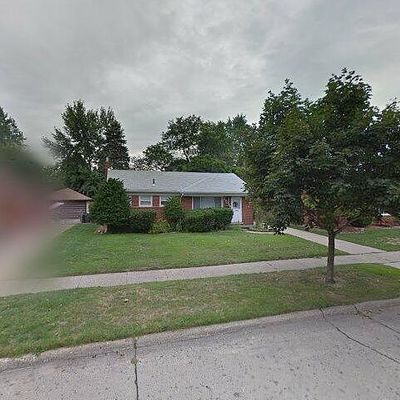 29019 Hathaway St, Livonia, MI 48150