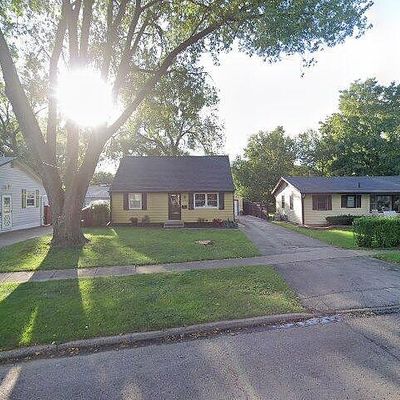 2906 Sampson St, Des Moines, IA 50313