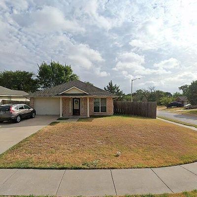 2907 Elise Ln, Bryan, TX 77802