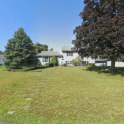 292 Merrymount Dr, Warwick, RI 02888