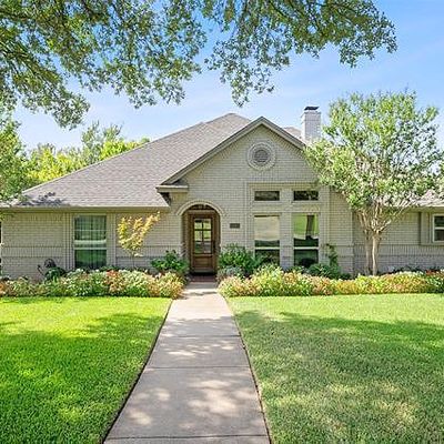 2925 Roaring Springs Rd, Grapevine, TX 76051