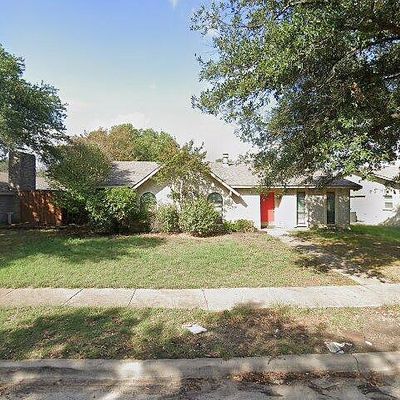 2929 Robin Hill Ln, Garland, TX 75044