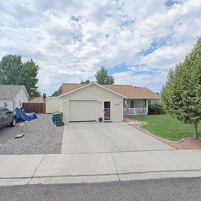 2989 1/2 Summerbrook Dr, Grand Junction, CO 81504