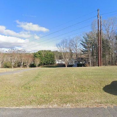 3 Penny Ln, Weaverville, NC 28787