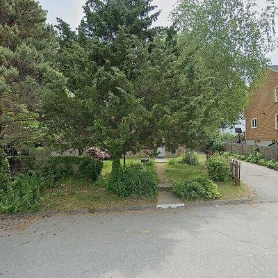 3 Progressive St, Worcester, MA 01604