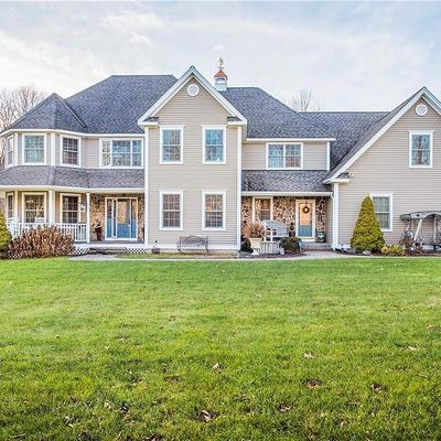 30 Tolland Rd, Bolton, CT 06043