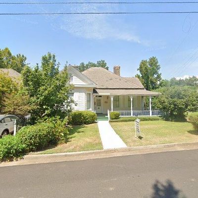 300 Arlington Ave, Natchez, MS 39120