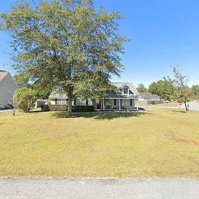 300 Labrador Ln, Guyton, GA 31312