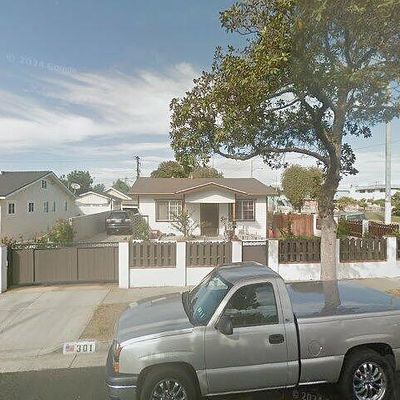 301 W Buckthorn St, Inglewood, CA 90301