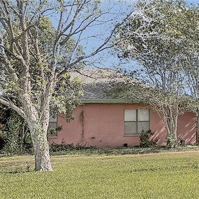 302 N Valley View Rd, Donna, TX 78537