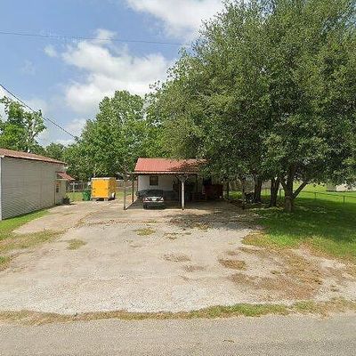 304 Peach St, Sweeny, TX 77480