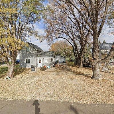 305 N 2 Nd St, Doon, IA 51235