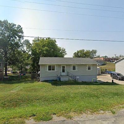 305 S Lincoln Ave, Knob Noster, MO 65336