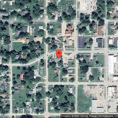 305 W Jefferson St, Bloomfield, IA 52537