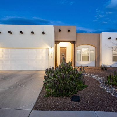 3058 Featherstone Dr, Las Cruces, NM 88011