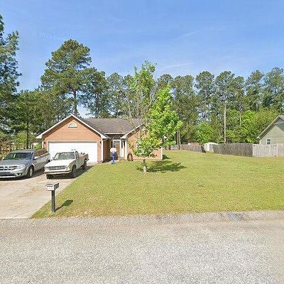 306 Longleaf Pines Dr, Raeford, NC 28376