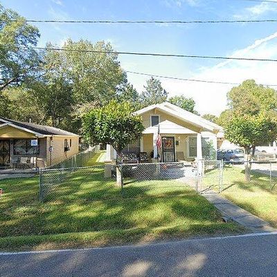 306 Walnut St, Canton, MS 39046