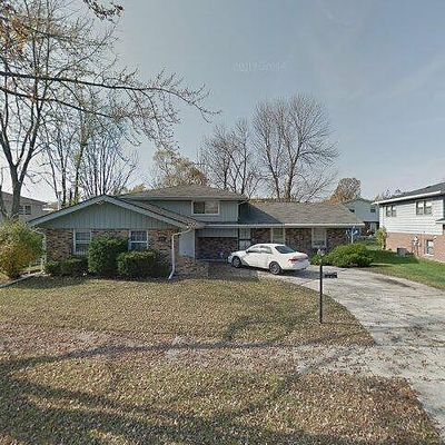 308 S Walnut St, Glenwood, IL 60425