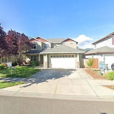 309 Willow Springs Dr, Talent, OR 97540