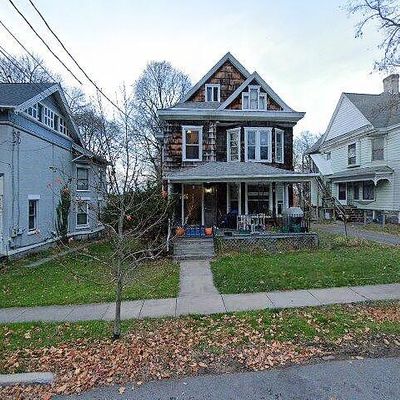 31 Grover St, Auburn, NY 13021