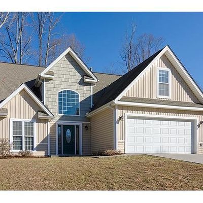 31 Wayward Path, Candler, NC 28715