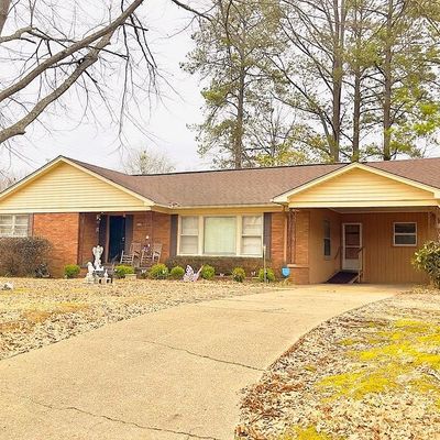 310 N Madison St, Calhoun City, MS 38916