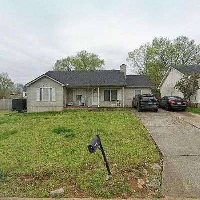 313 Cedar Park Cir, La Vergne, TN 37086