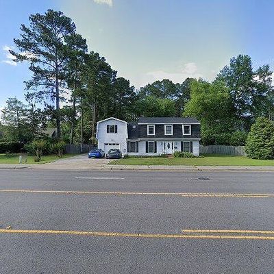 3136 Morganton Rd, Fayetteville, NC 28303