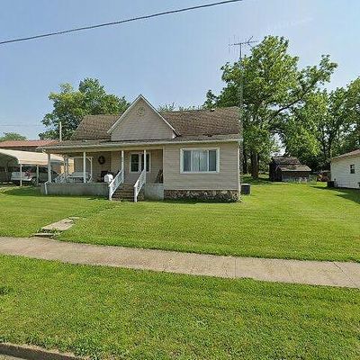 314 W 1 St St, Mountain Grove, MO 65711