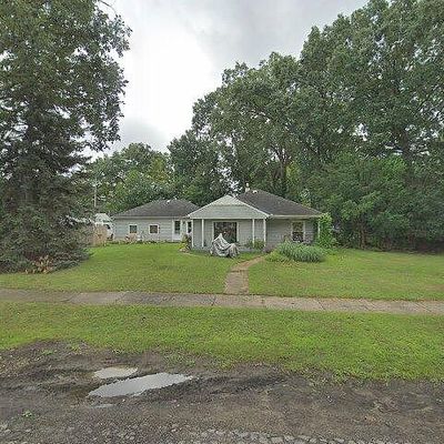 31415 Barton St, Garden City, MI 48135