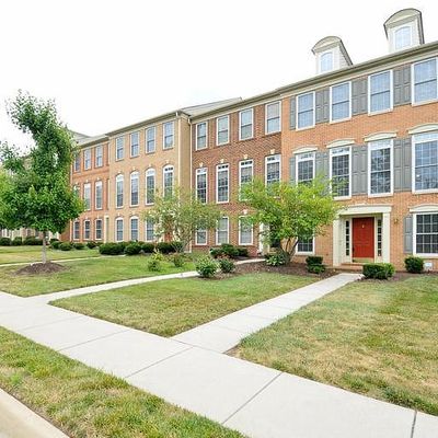 25847 Mews Ter, Chantilly, VA 20152