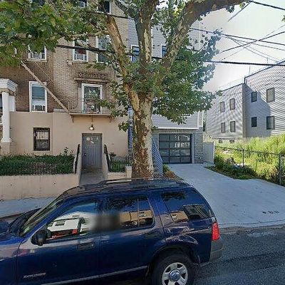 26 Romaine Ave, Jersey City, NJ 07306