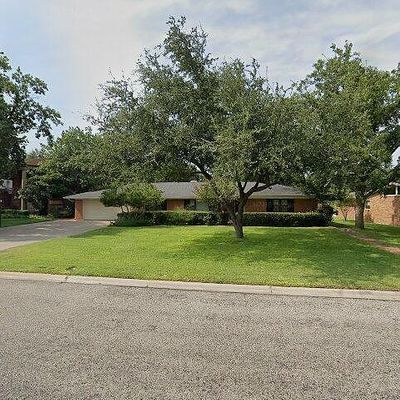 2606 Douglas Dr, San Angelo, TX 76904