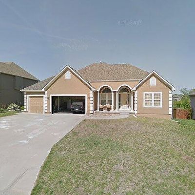 2637 Sw Carlton Dr, Lees Summit, MO 64082