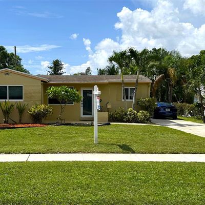 2636 Wilson St, Hollywood, FL 33020