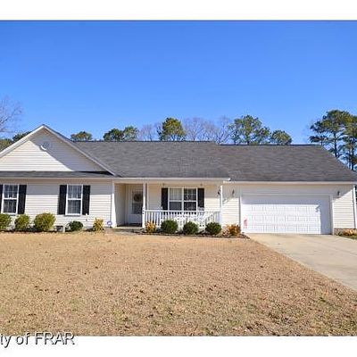 264 White Pine Dr, Raeford, NC 28376