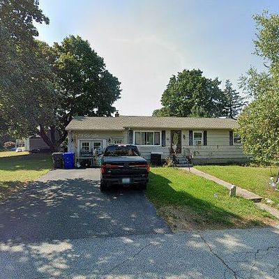 27 Field Ave, West Warwick, RI 02893