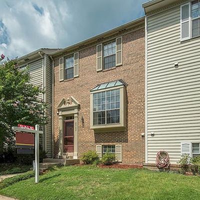 2702 Sherwood Hall Ln, Alexandria, VA 22306