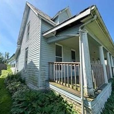 2709 Main St, Hurricane, WV 25526