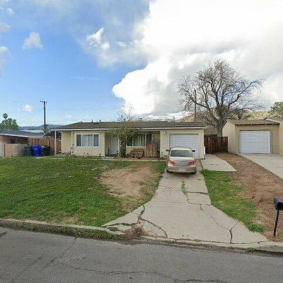 27178 13 Th St, Highland, CA 92346