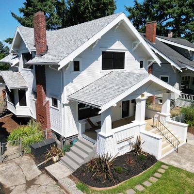 2745 Ne 34 Th Ave, Portland, OR 97212