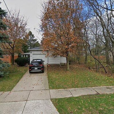 2762 E 27 Th St, Erie, PA 16510