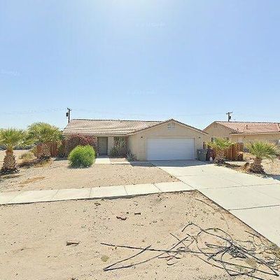 2786 Stardust Ave, Thermal, CA 92274