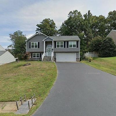 28 Amelia Ct, Fredericksburg, VA 22405