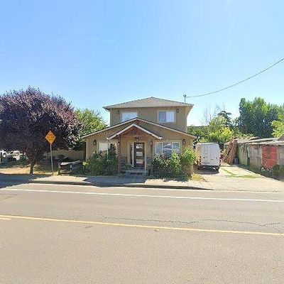 3434 Hawthorne Ave Ne, Salem, OR 97301