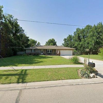 345 E Rosewood St, Rose Hill, KS 67133