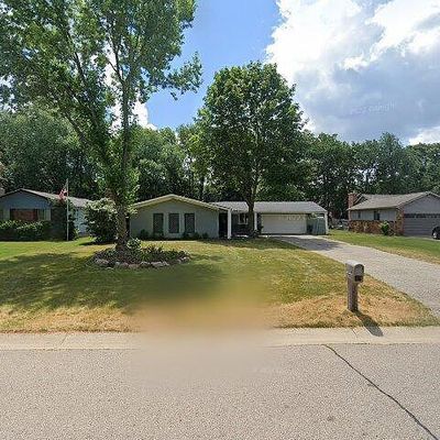 3456 Chevron Dr, Highland, MI 48356