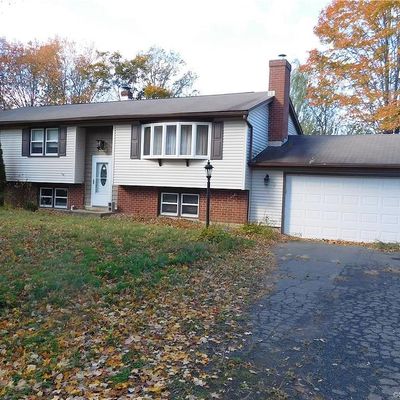 35 Venta Dr, Northford, CT 06472